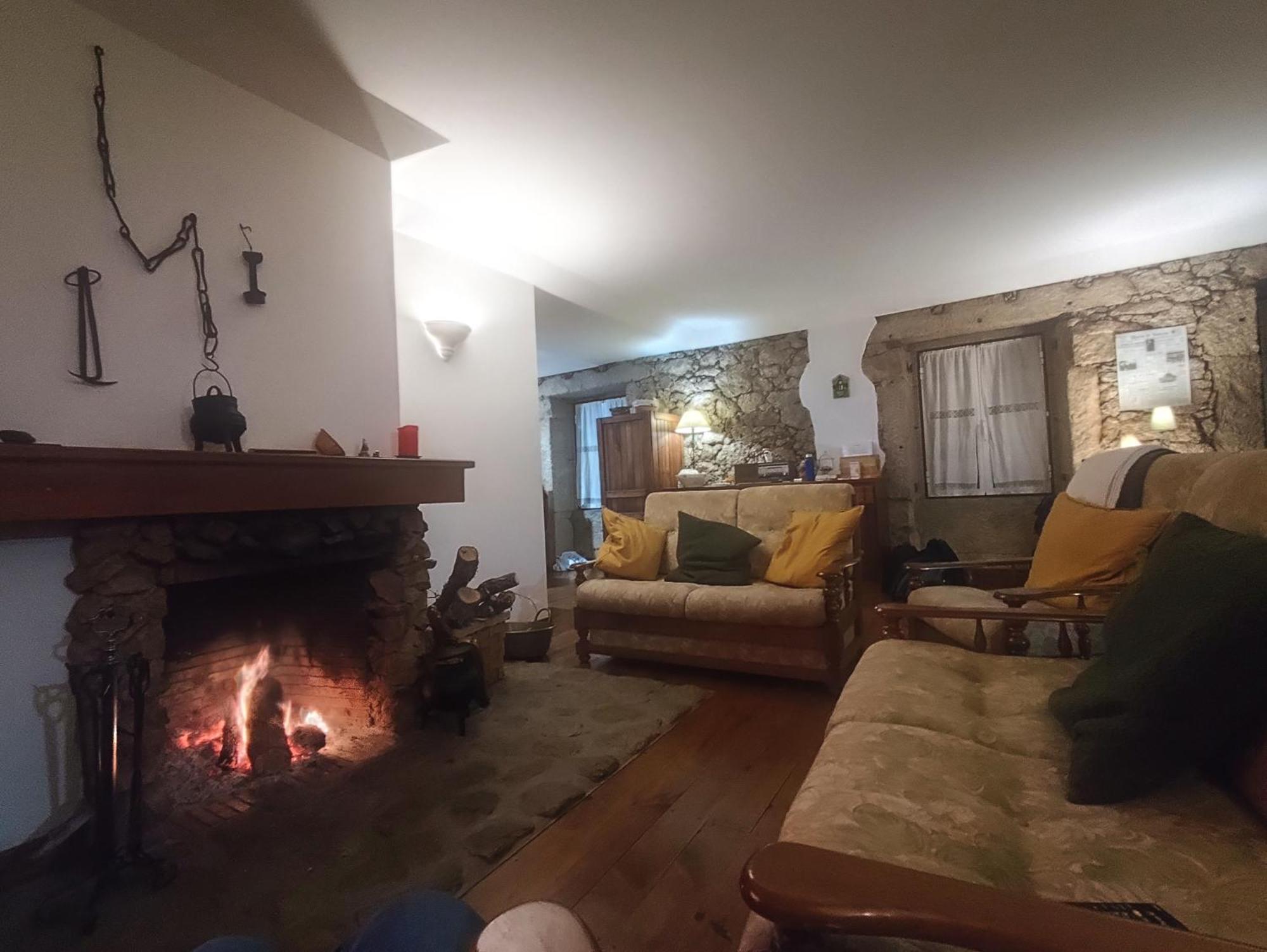 Casa Na Aldeia - Entre Fundao E Covilha Villa Pero Viseu Luaran gambar