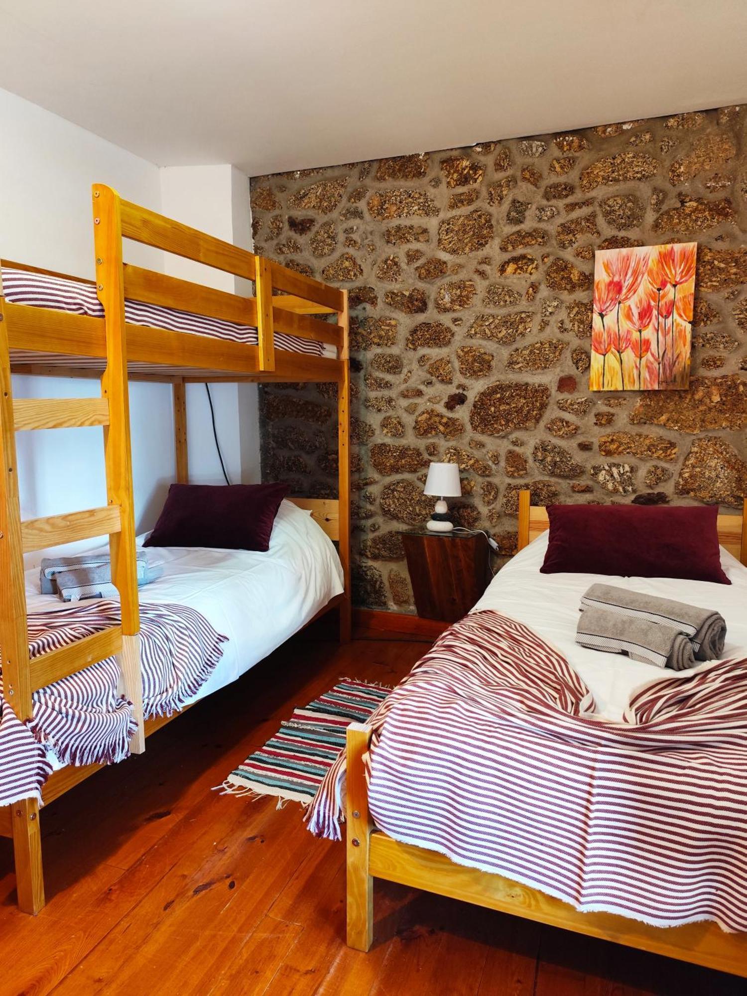 Casa Na Aldeia - Entre Fundao E Covilha Villa Pero Viseu Luaran gambar